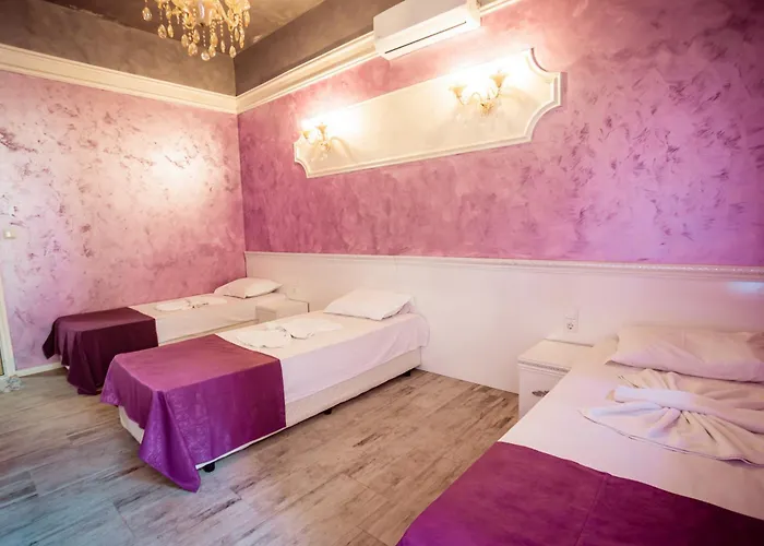 Ξενοδοχείο με διαμερίσματα Biato 3*