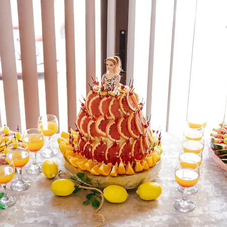 Biato Lägenhetshotell 3*