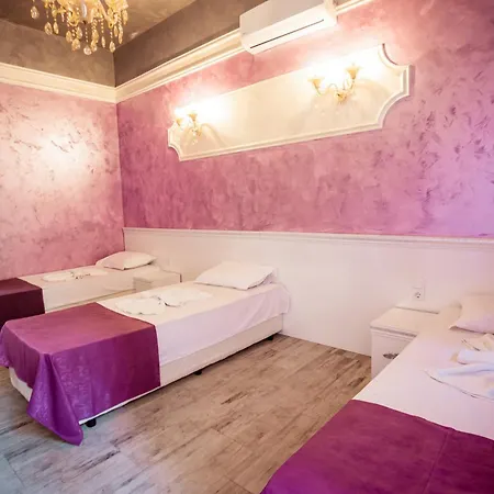 Lägenhetshotell Biato 3*