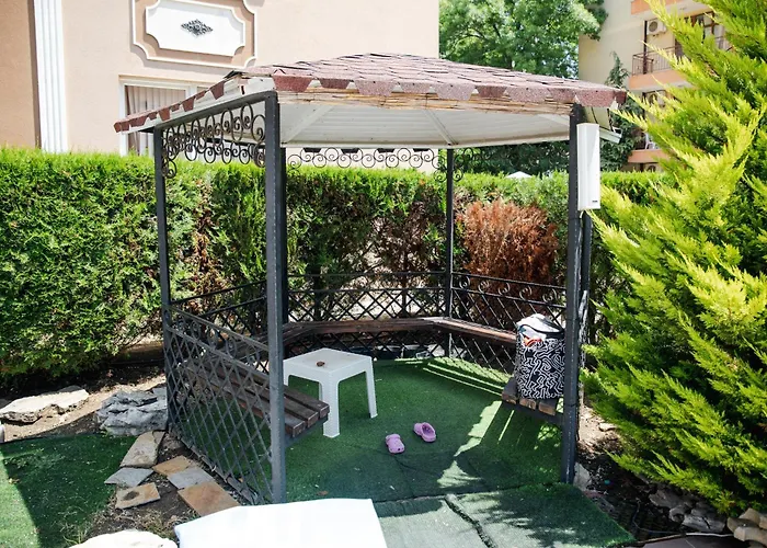 Biato Apartmanhotel Napospart